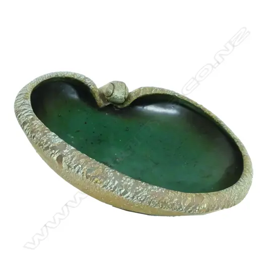 A Len Castle Avian bowl