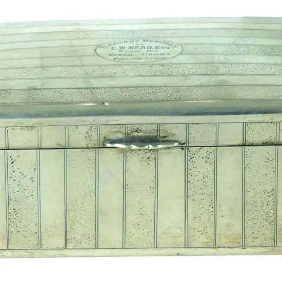 A Chinese silver cigarette box