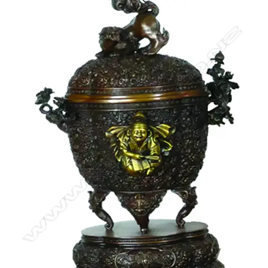 A good quality Japanese bronze lidded urn on stand