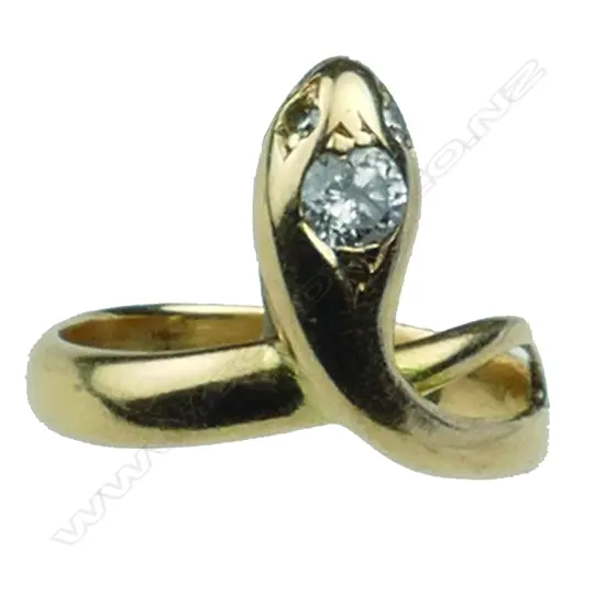 An antique 15ct. yellow gold and diamond snake ring