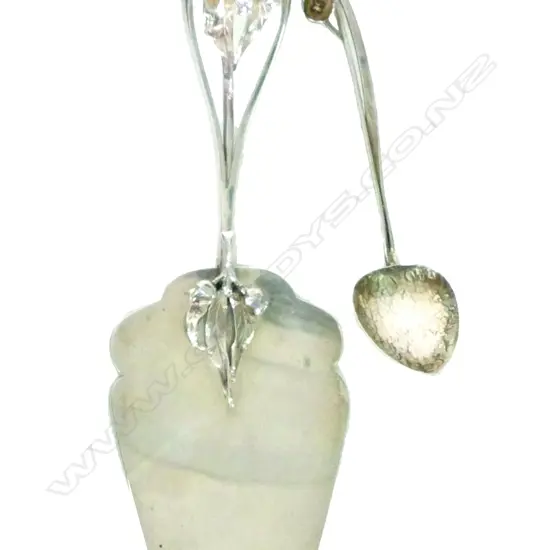 An Australian silver cake slice