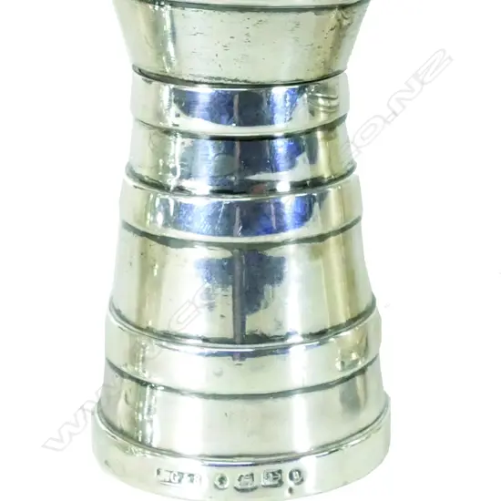 A Victorian silver Capstan form pepper grinder