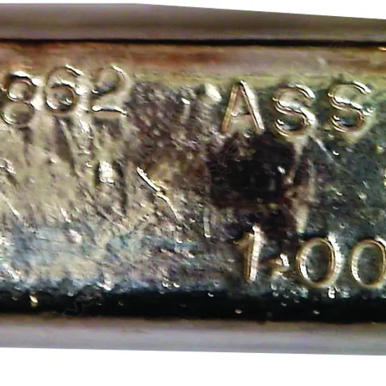 A .999 pure silver ingot weighing 1.002kg