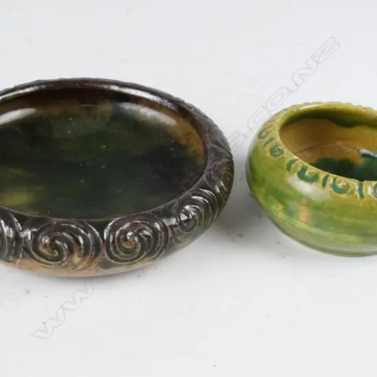 Two Briar Gardner Maori decorated small circular dishes