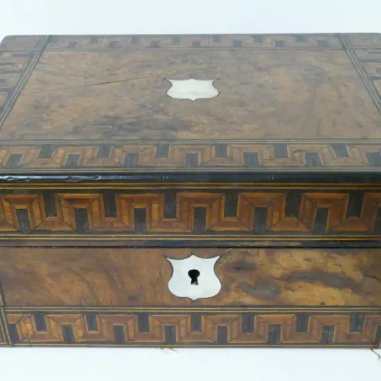 A Victorian walnut jewellery box