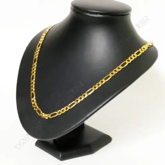 A heavy 18c.t gold chain