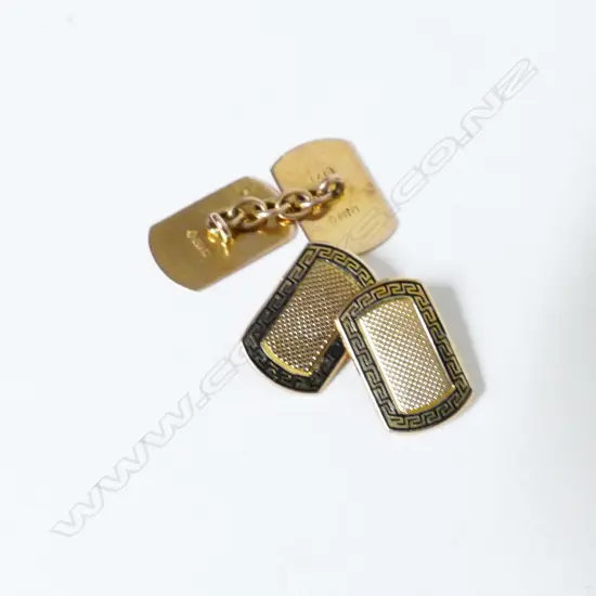 A pair of 9ct. gold cuff links