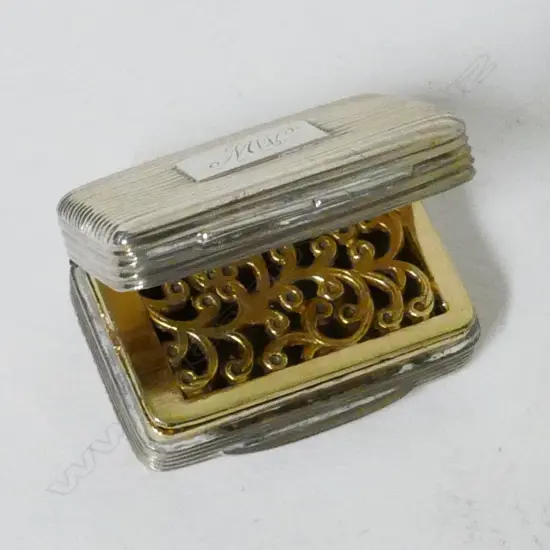 A George IV silver vinaigrette