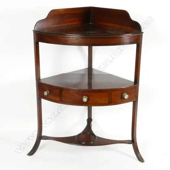 A George III corner washstand
