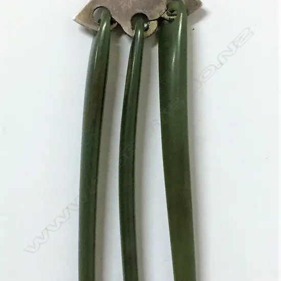 Alan Brown Inanga jade triple drop and silver pendant/earring