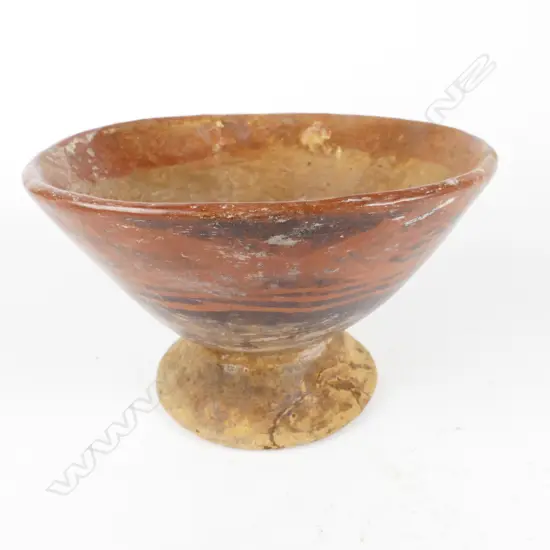 A pre-Columbian Ecuadorian pottery pedestal bowl