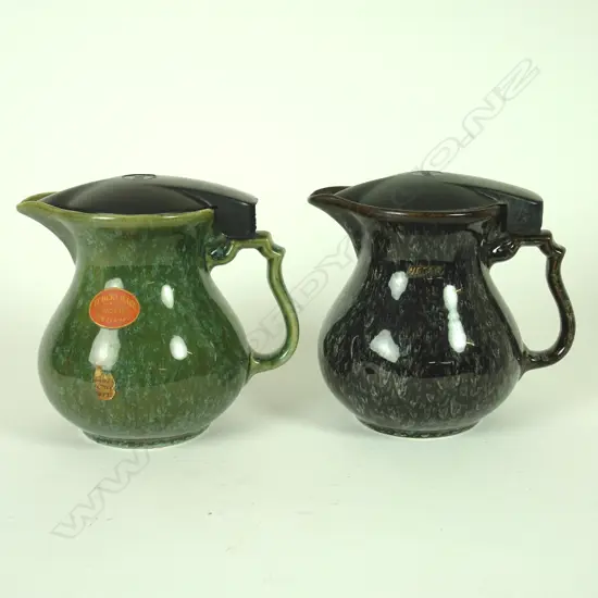 Two Temuka Ware pottery electric jugs