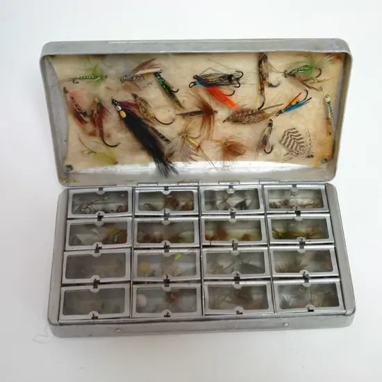 A vintage c.1920-1930s Allcocks 16 compartment window fly box