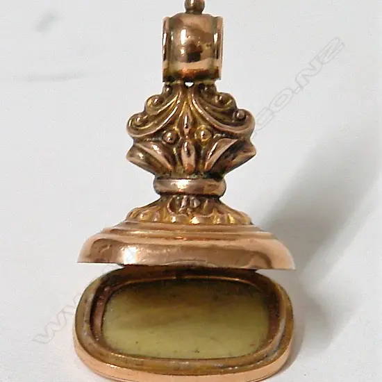 A vintage 9ct. rose gold fob seal
