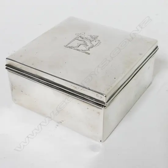 An Edwardian silver cigarette box