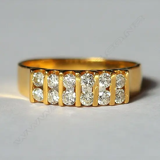 An 18ct. yellow gold and multi-diamond ring
