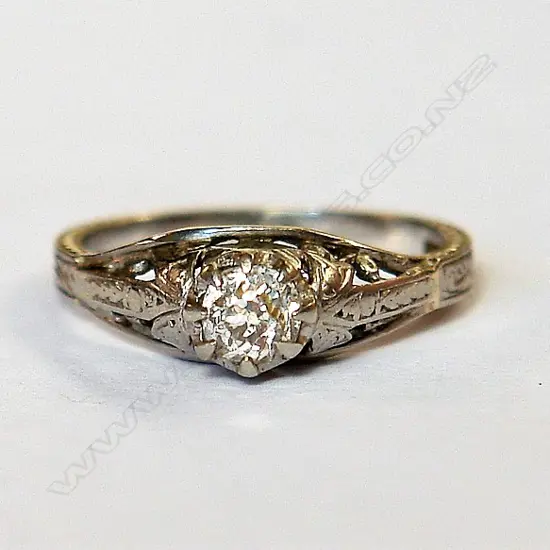A 1930/40s platinum estate solitaire diamond ring