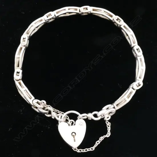 A silver gate bracelet